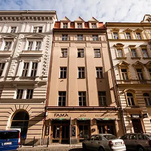 https://fashion-loft.praguehotelsweb.com